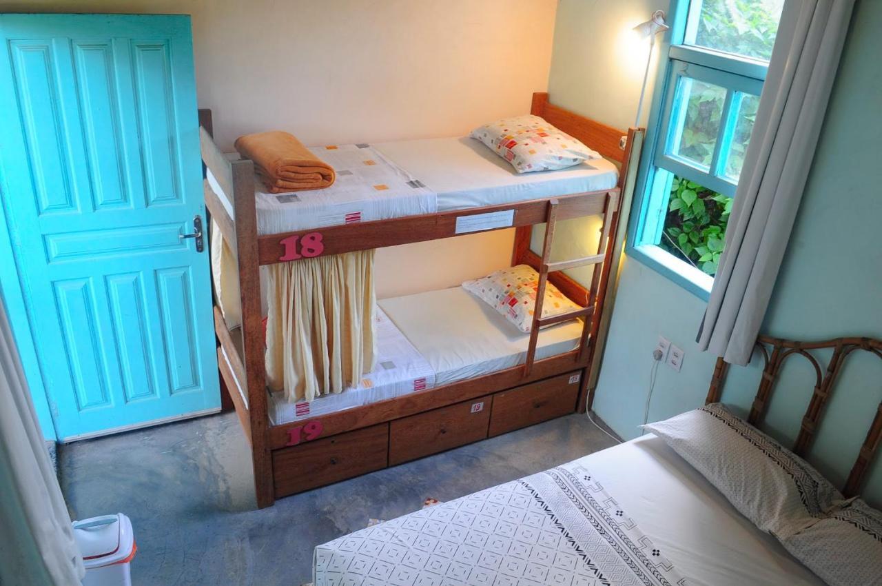 Paikea Hostel Прайя-ду-Роза Екстериор снимка