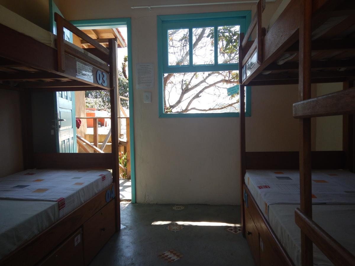 Paikea Hostel Прайя-ду-Роза Екстериор снимка