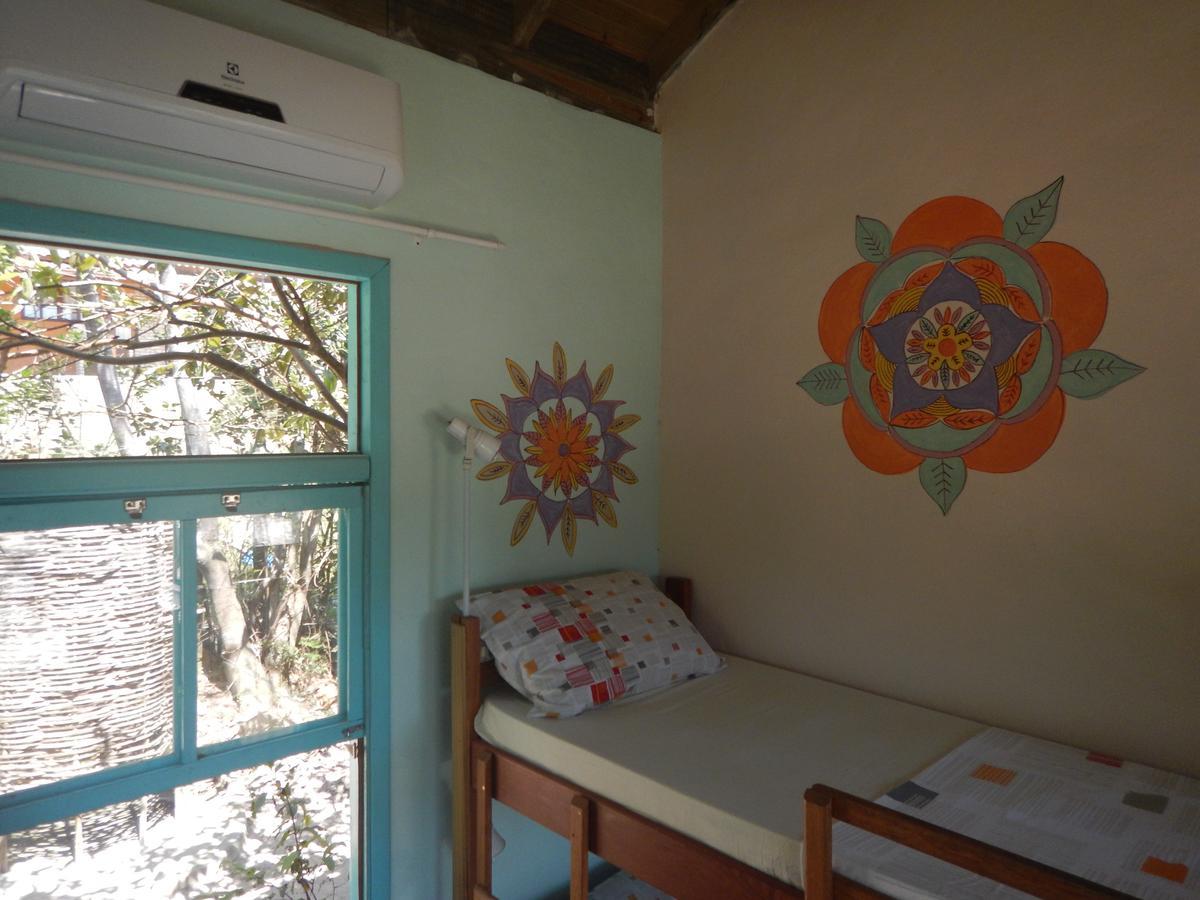 Paikea Hostel Прайя-ду-Роза Екстериор снимка
