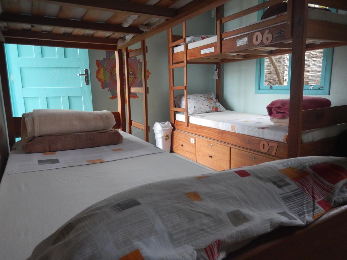 Paikea Hostel Прайя-ду-Роза Екстериор снимка
